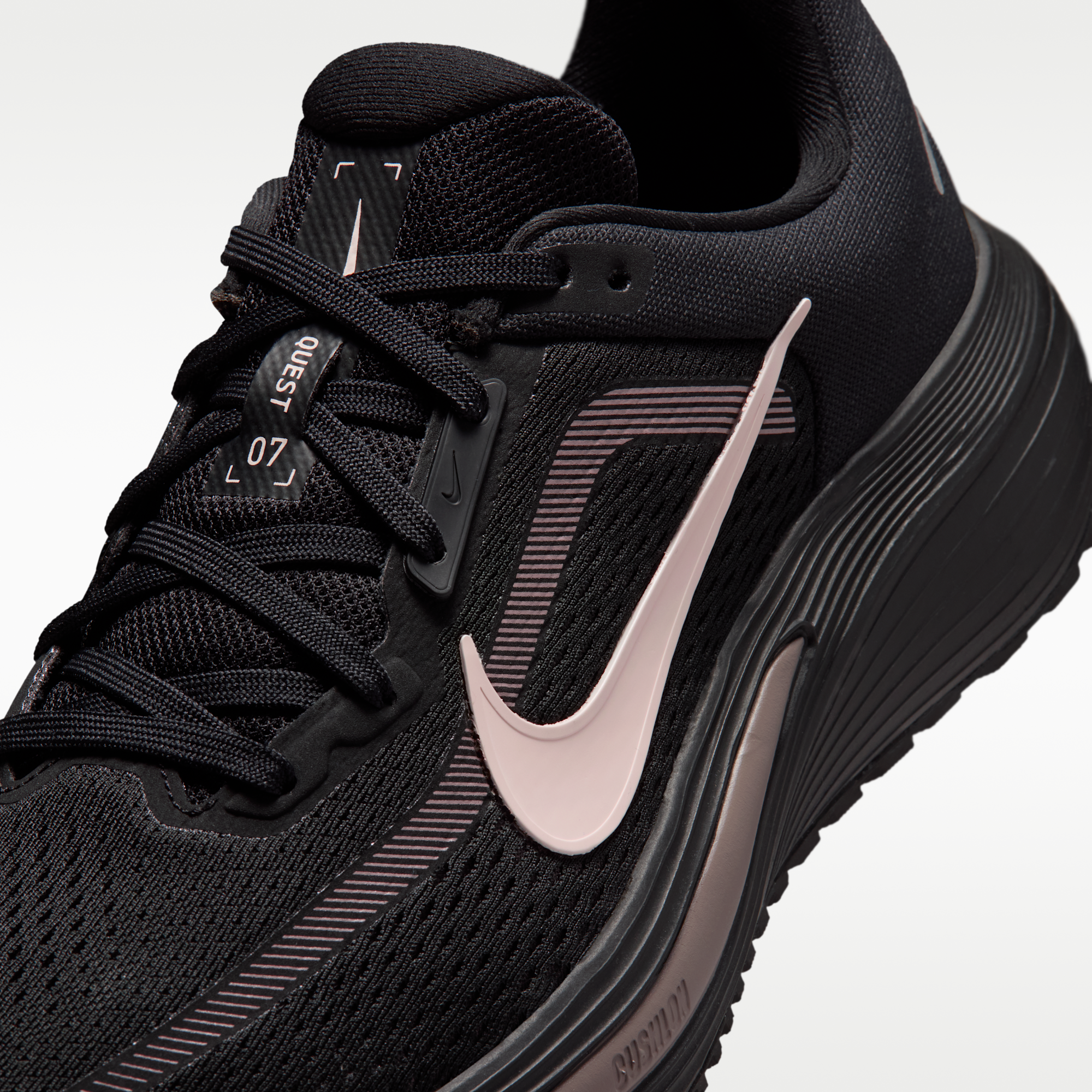 Nike Quest 7 - Μαύρο/Taupe Haze/Silt Red - 7