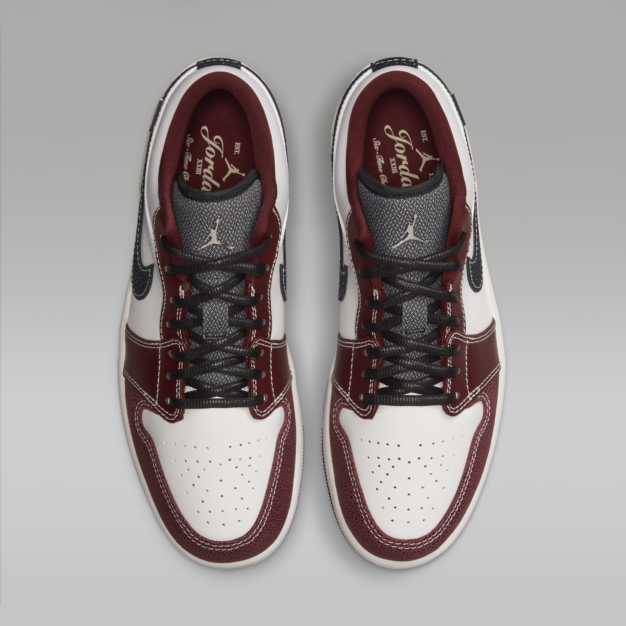 Air Jordan 1 Low - Summit White/Summit White/Mystic Dates/Μαύρο - 4