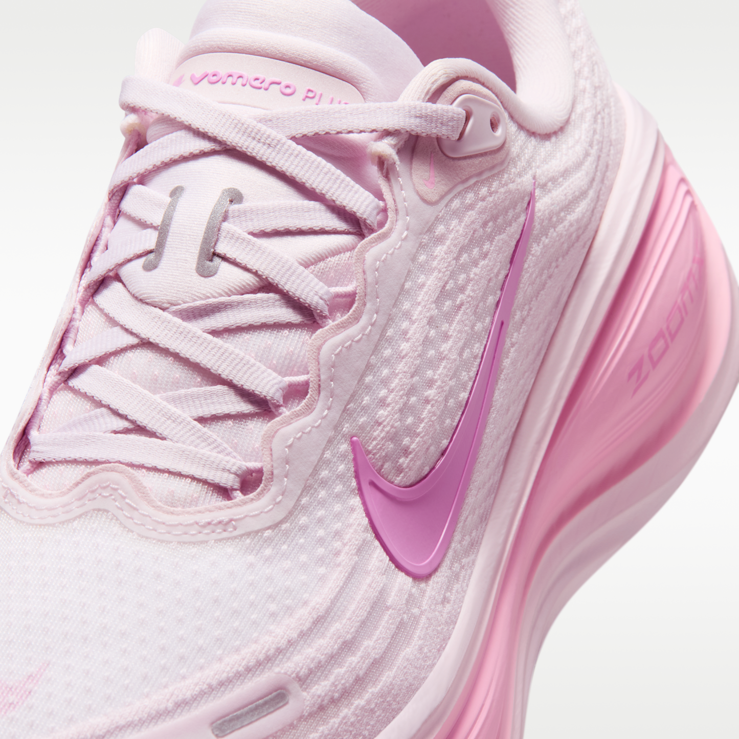 Nike Vomero Plus - Bleached Lilac/Pink Rise/Pink Foam/Light Magenta - 7