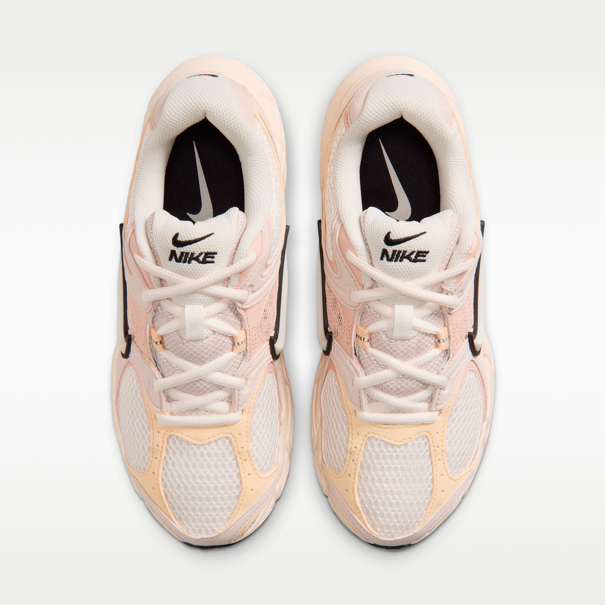 Nike V5 RNR Premium - Chalk/Silt Red/Arctic Orange/Chalk - 4