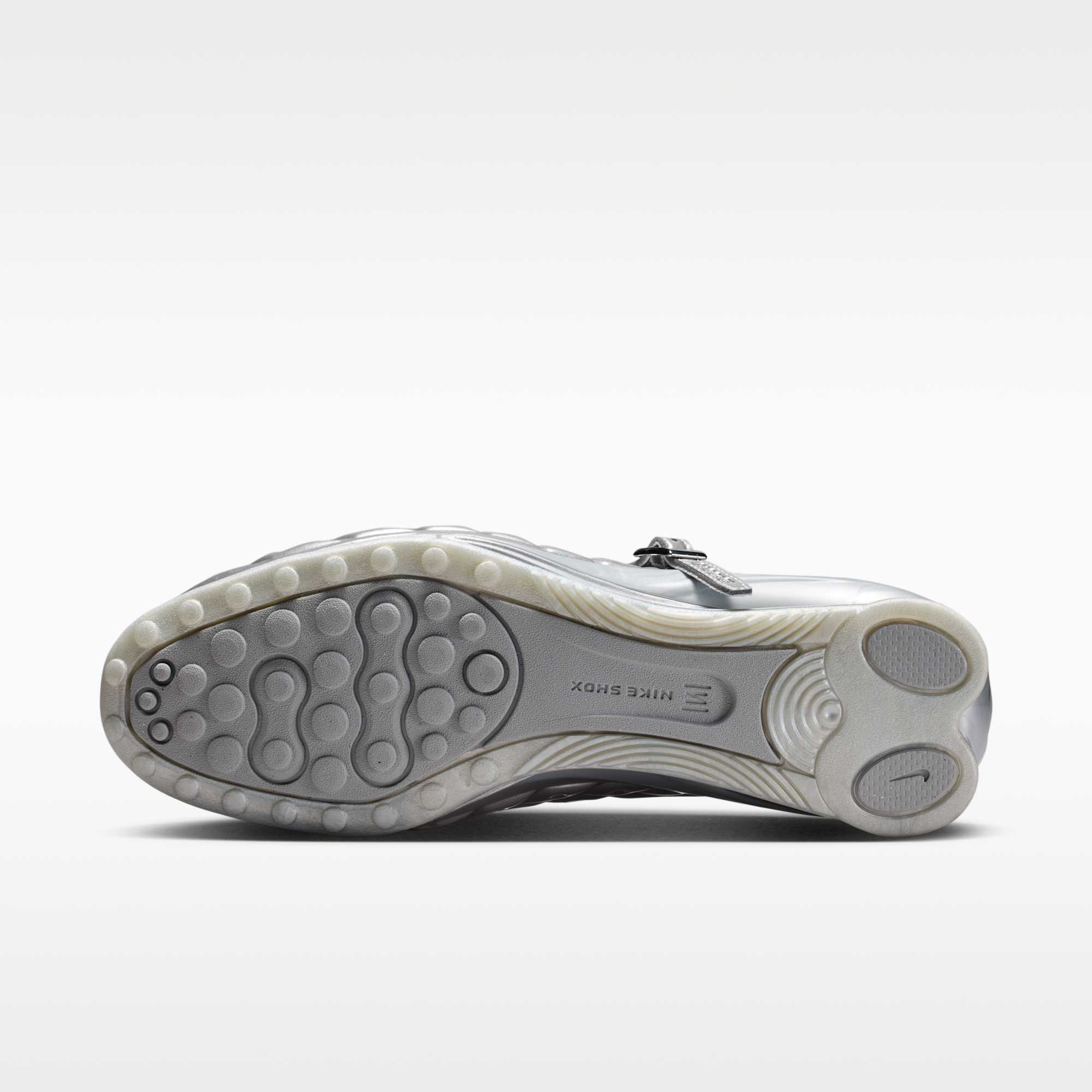 Nike Shox Z Calistra - Metallic Silver/Flat Silver/Metallic Silver - 2