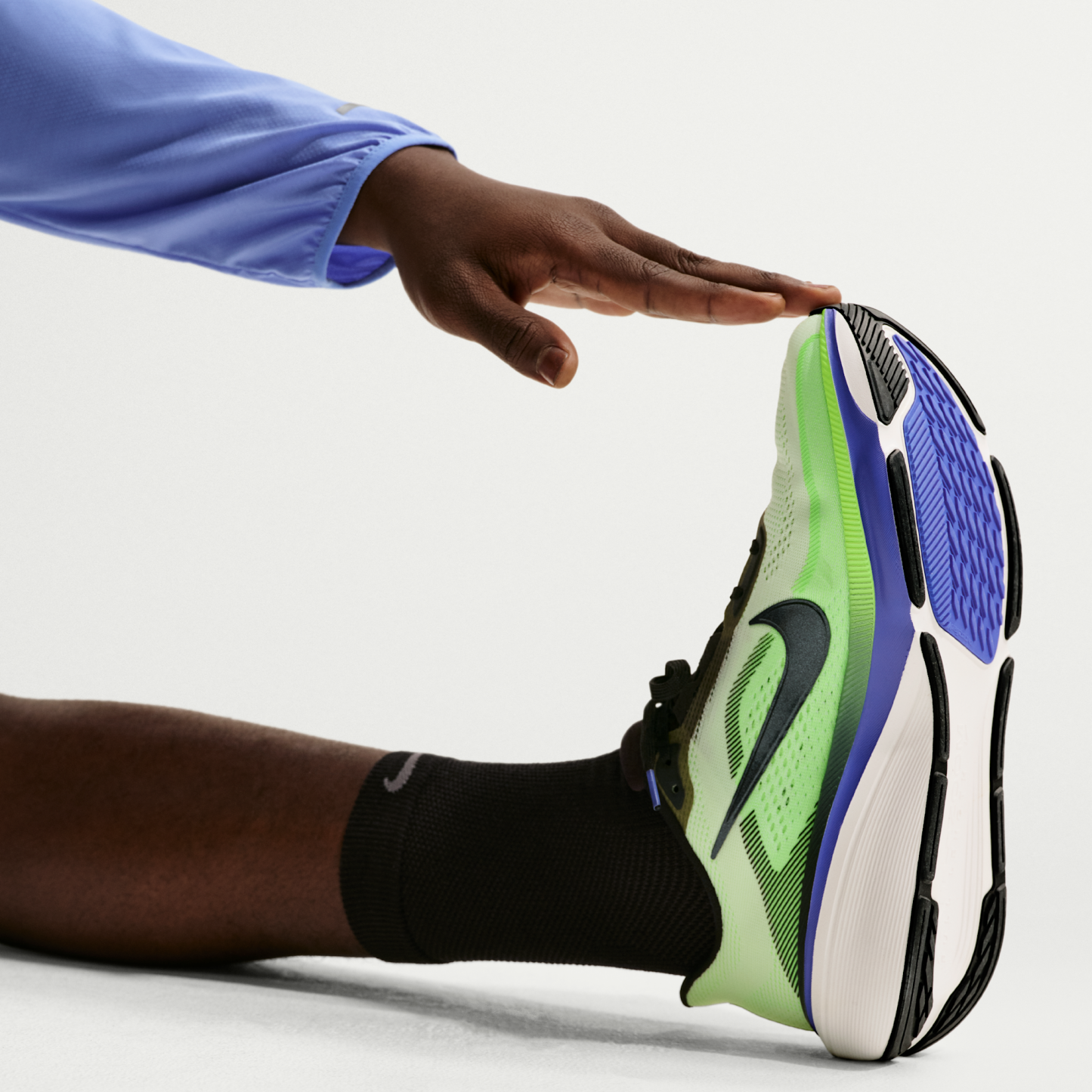 Nike Pegasus 42 - Volt Tint/Sapphire/Lime Blast/Black Spruce - 9