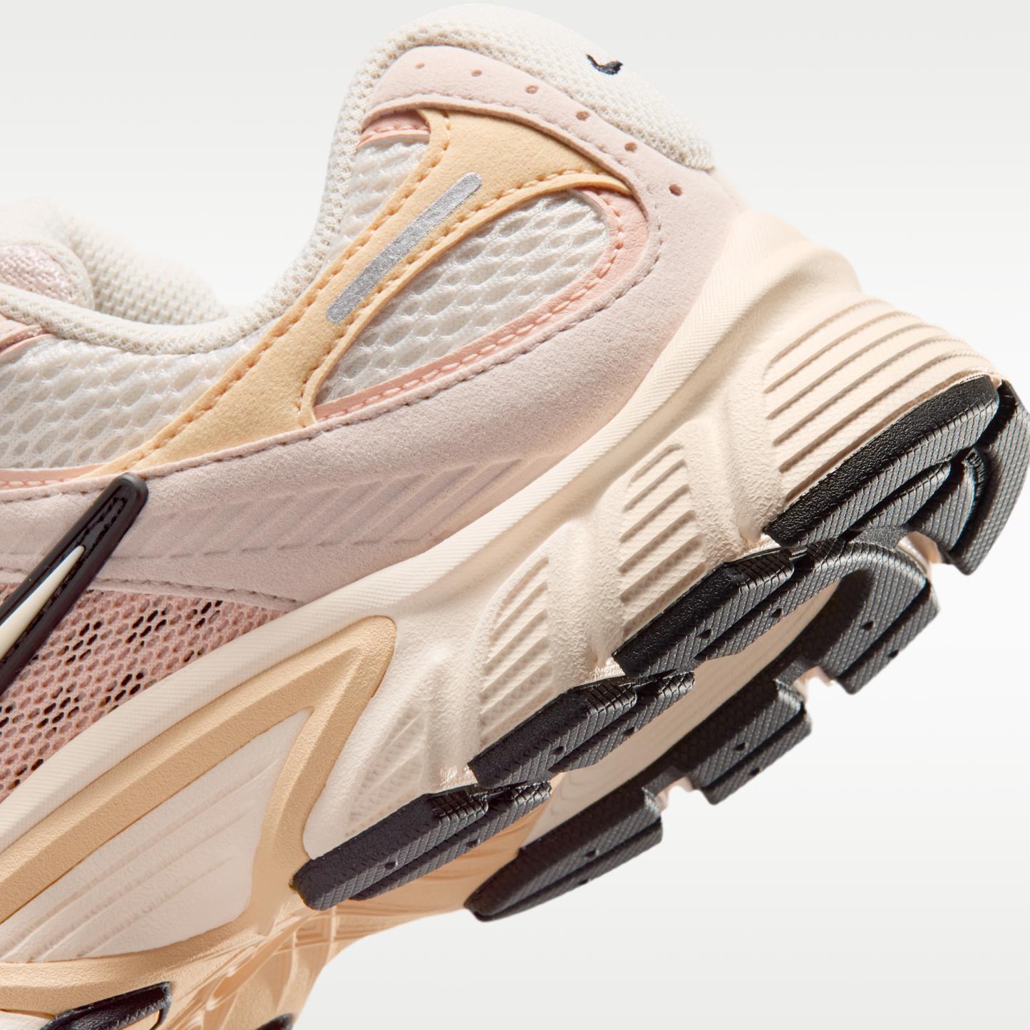 Nike V5 RNR Premium - Chalk/Silt Red/Arctic Orange/Chalk - 8