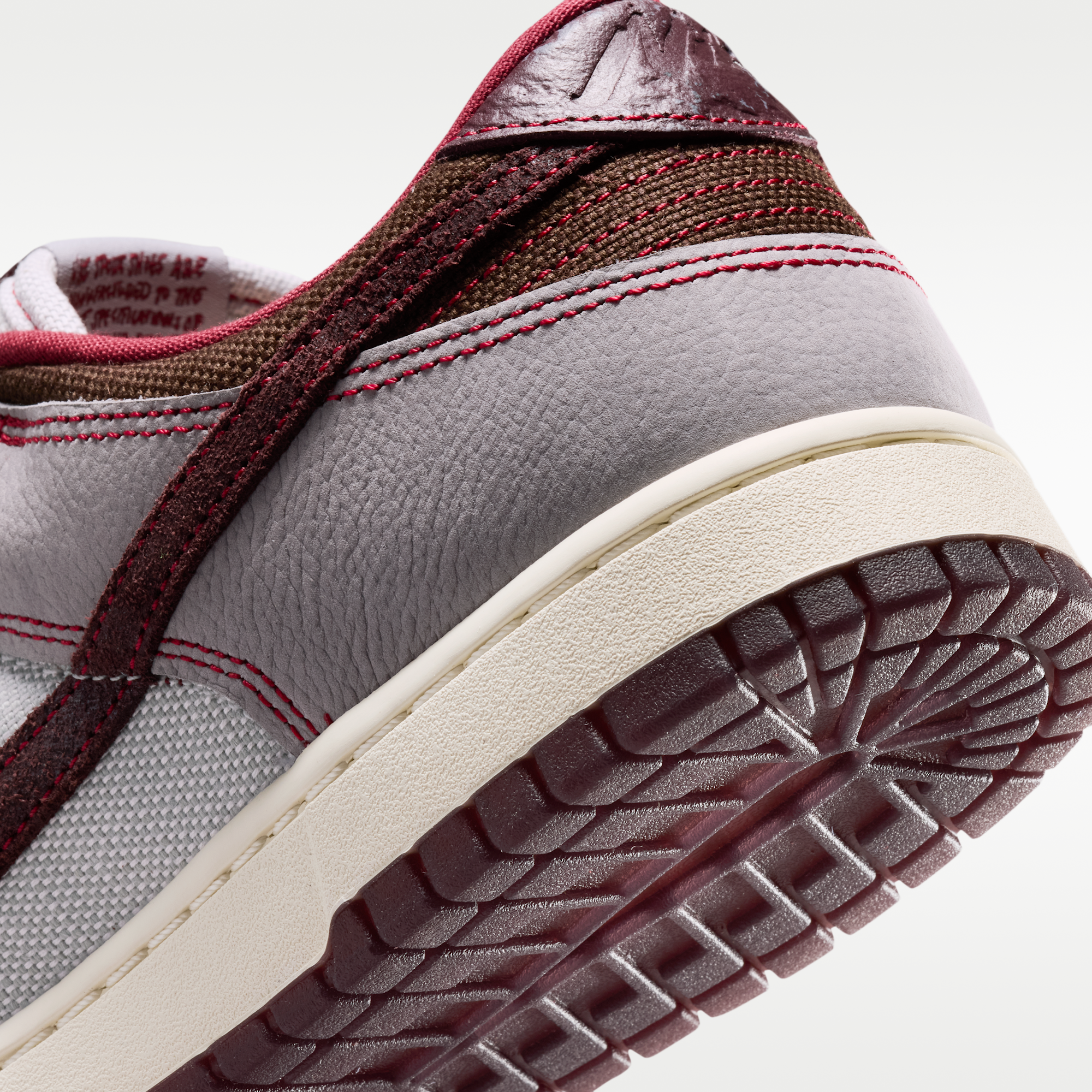 Nike Dunk Low Retro - Pure Platinum/Wolf Grey/Team Red/Burgundy Crush - 8