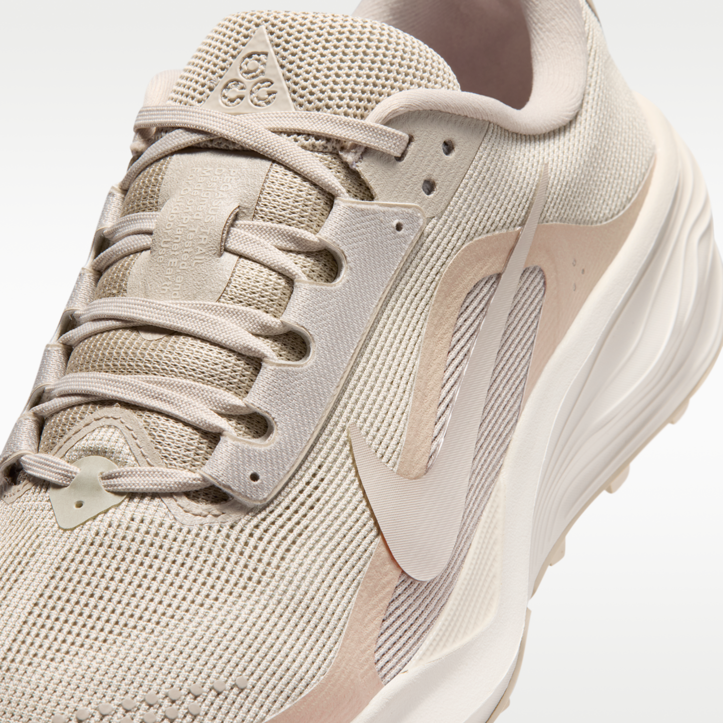 Nike ACG Pegasus Trail - Cream II/Light Orewood Brown/Safety Orange/Cream II - 7
