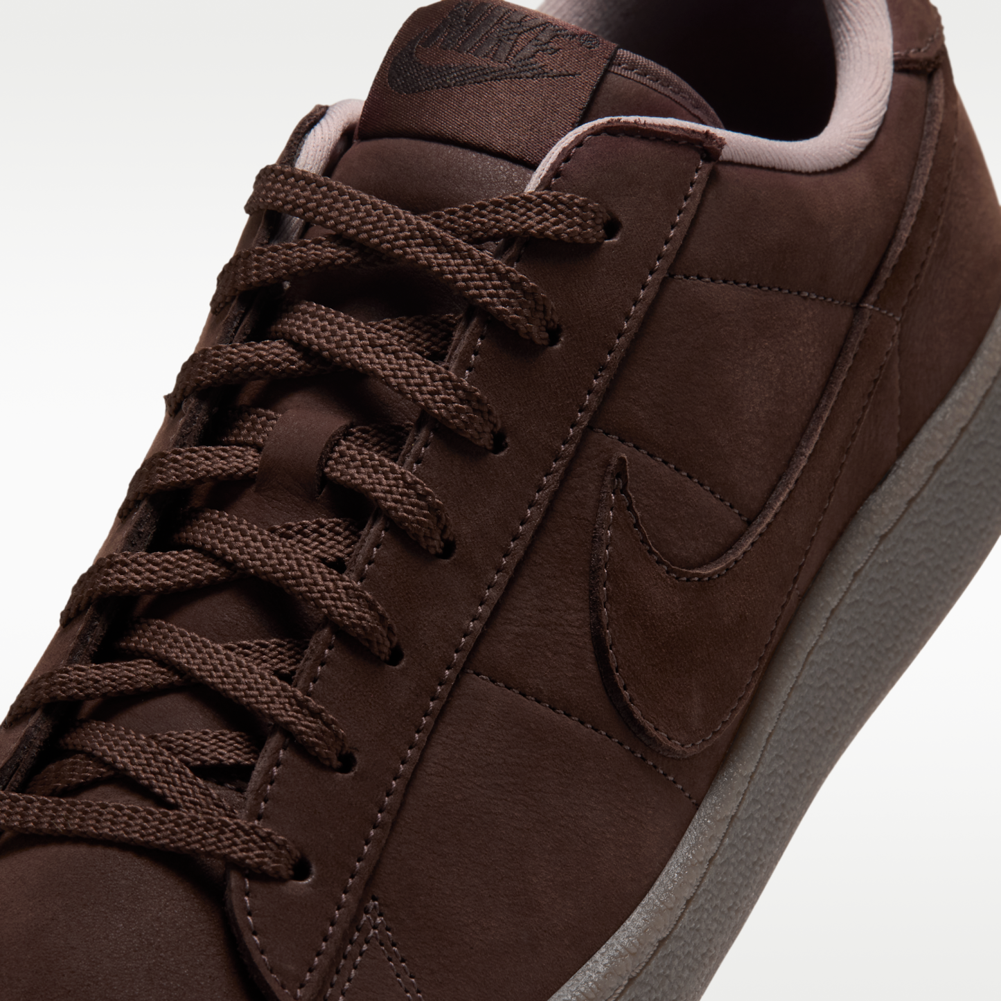 Nike Tennis Classic CS PRM - Light Chocolate/Gum Dark Brown/Shadow Brown/Light Chocolate - 7