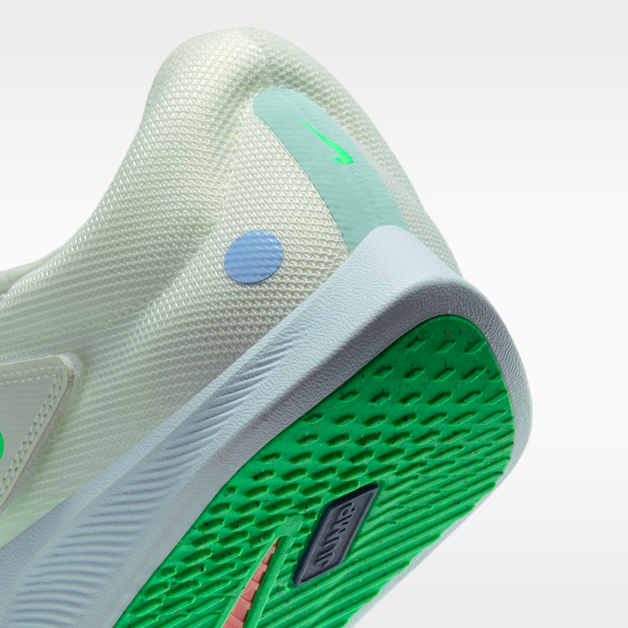Nike Zoom Rival Jump - Summit White/Aluminum/Atomic Pink/Electro Green - 9