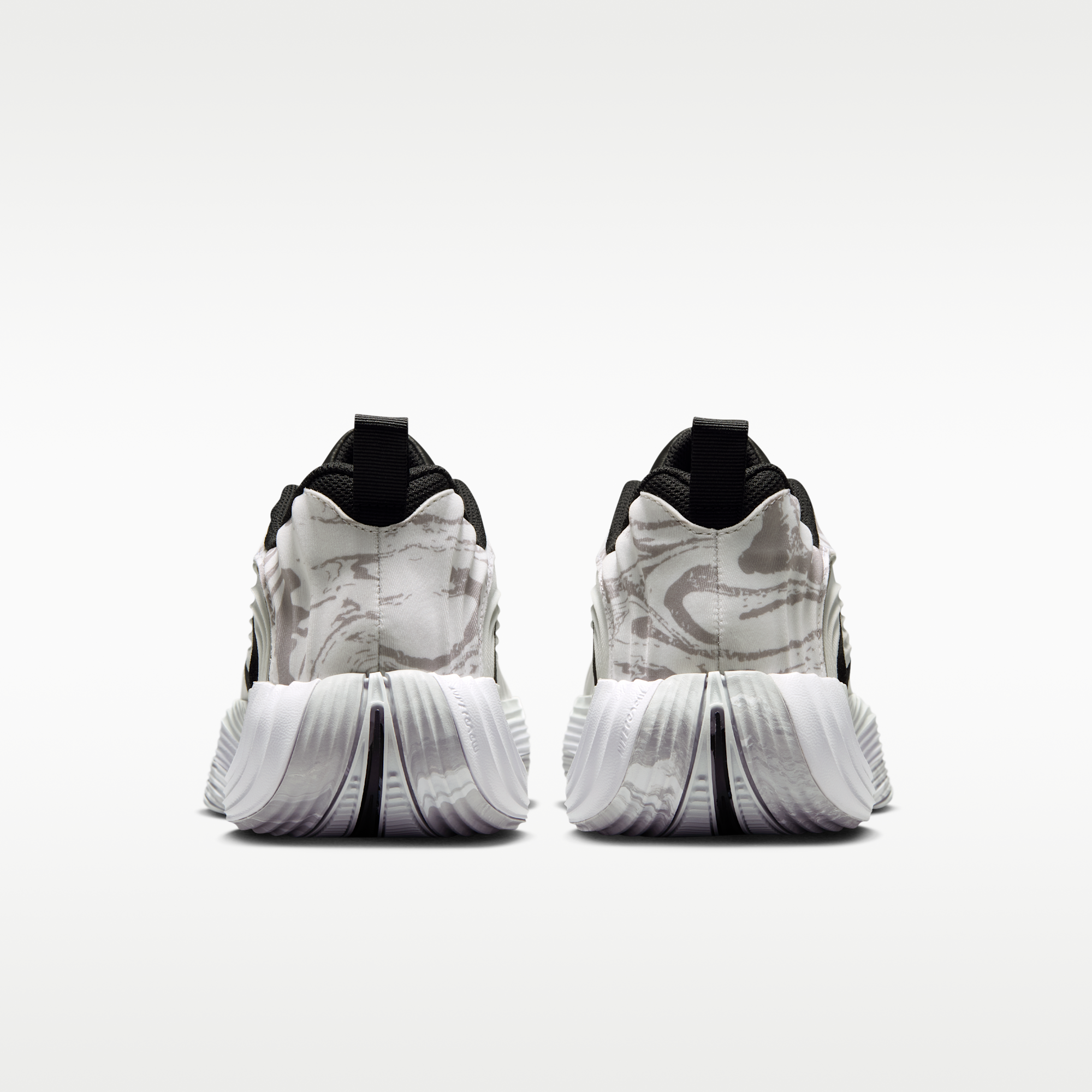 Giannis Immortality 5 - Λευκό/Off White/Light Smoke Grey/Metallic Silver - 6