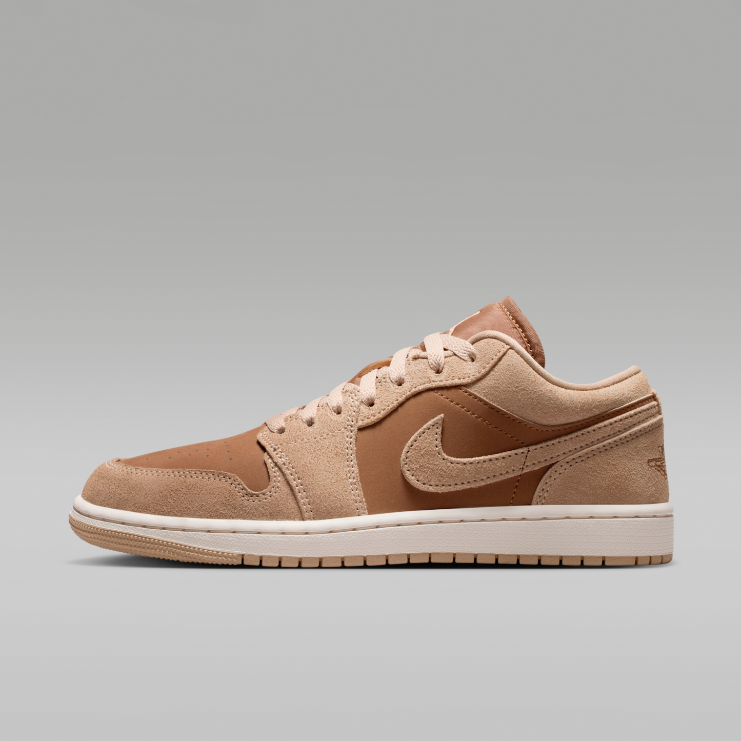 Air Jordan 1 Low - Legend Medium Brown/Chalk/Light British Tan - 1