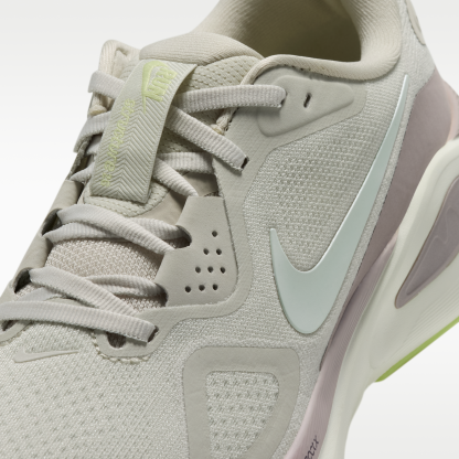 Nike Structure 26 - Light Bone/Silver Lilac/Particle Rose/Sail - 7