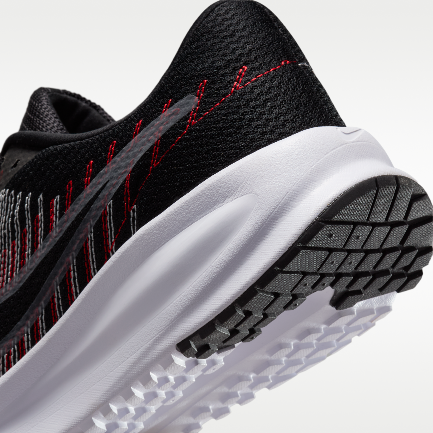 Nike Run Defy - Μαύρο/University Red/Λευκό/Cool Grey - 8