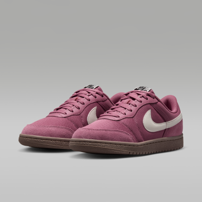 Air Jordan Skyline Low - Desert Berry/Μαύρο/Gum Medium Brown/Sail - 5