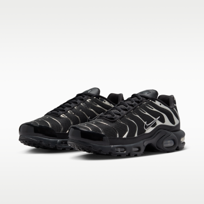 Nike Air Max Plus SE - Μαύρο/Metallic Silver/Laser Crimson/Off Noir - 4