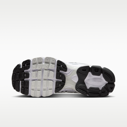 Nike Air Max Moto 2K - Λευκό/Metallic Silver/Μαύρο/Photon Dust - 2