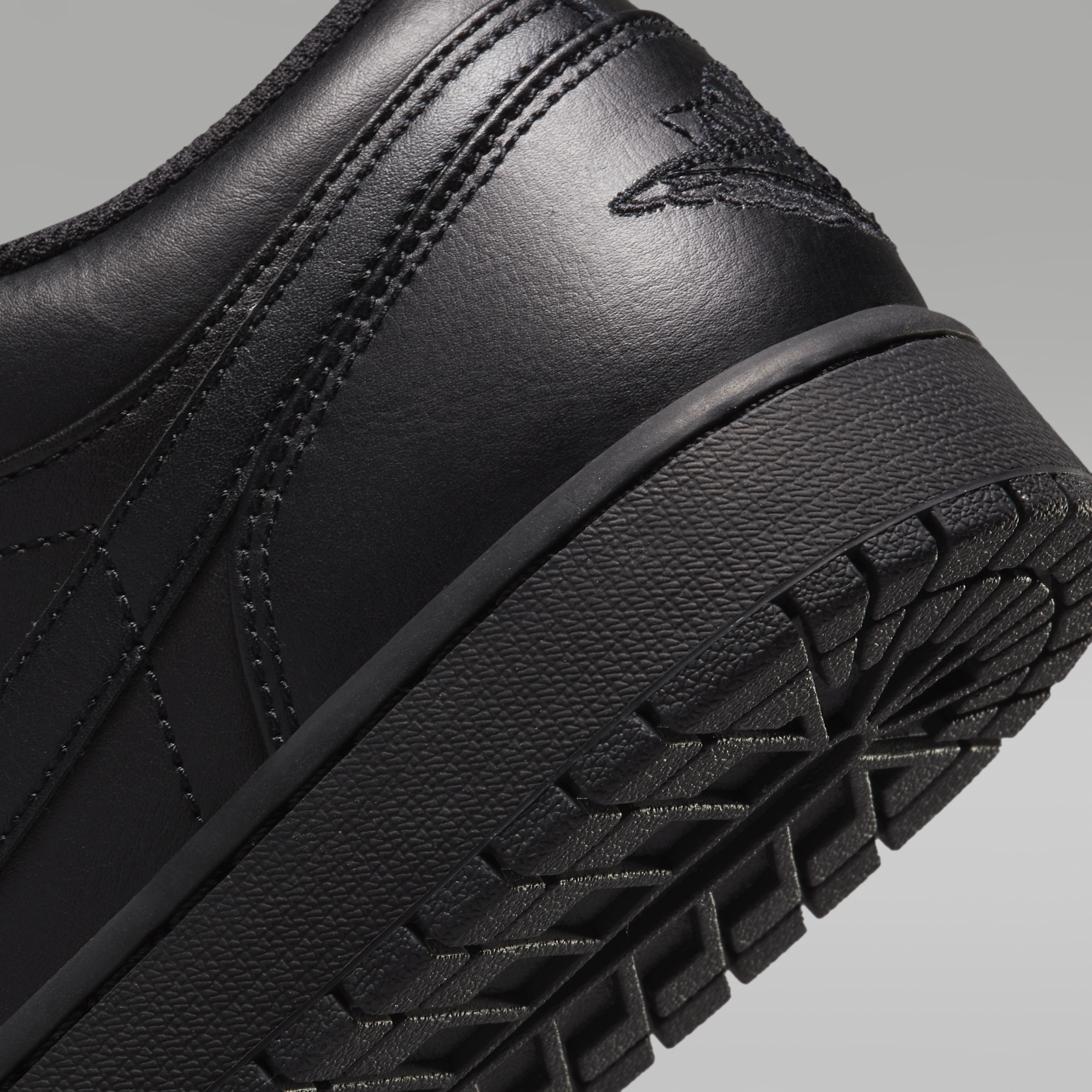 Air Jordan 1 Low - Μαύρο/Μαύρο/Μαύρο - 8