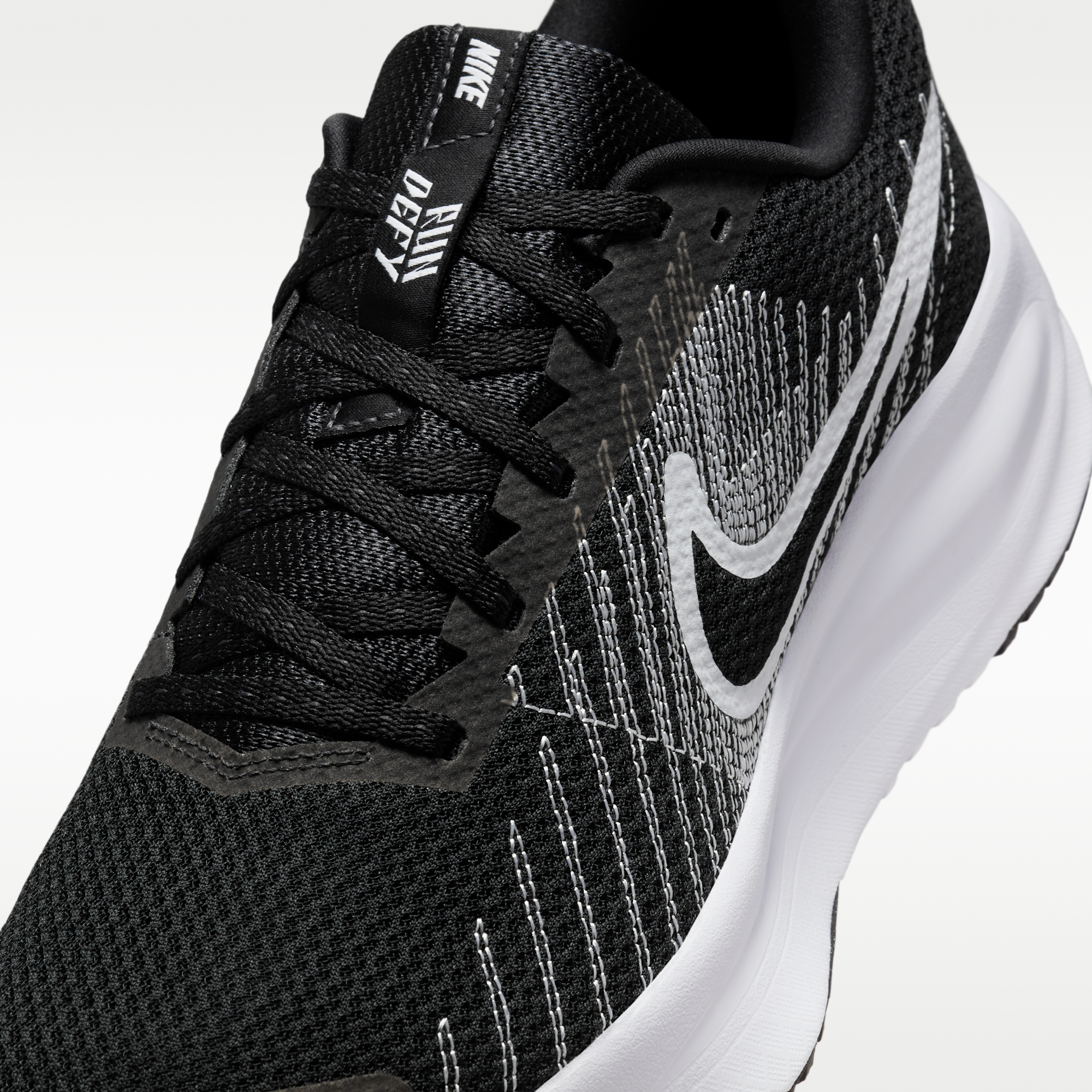Nike Run Defy - Μαύρο/Λευκό - 7