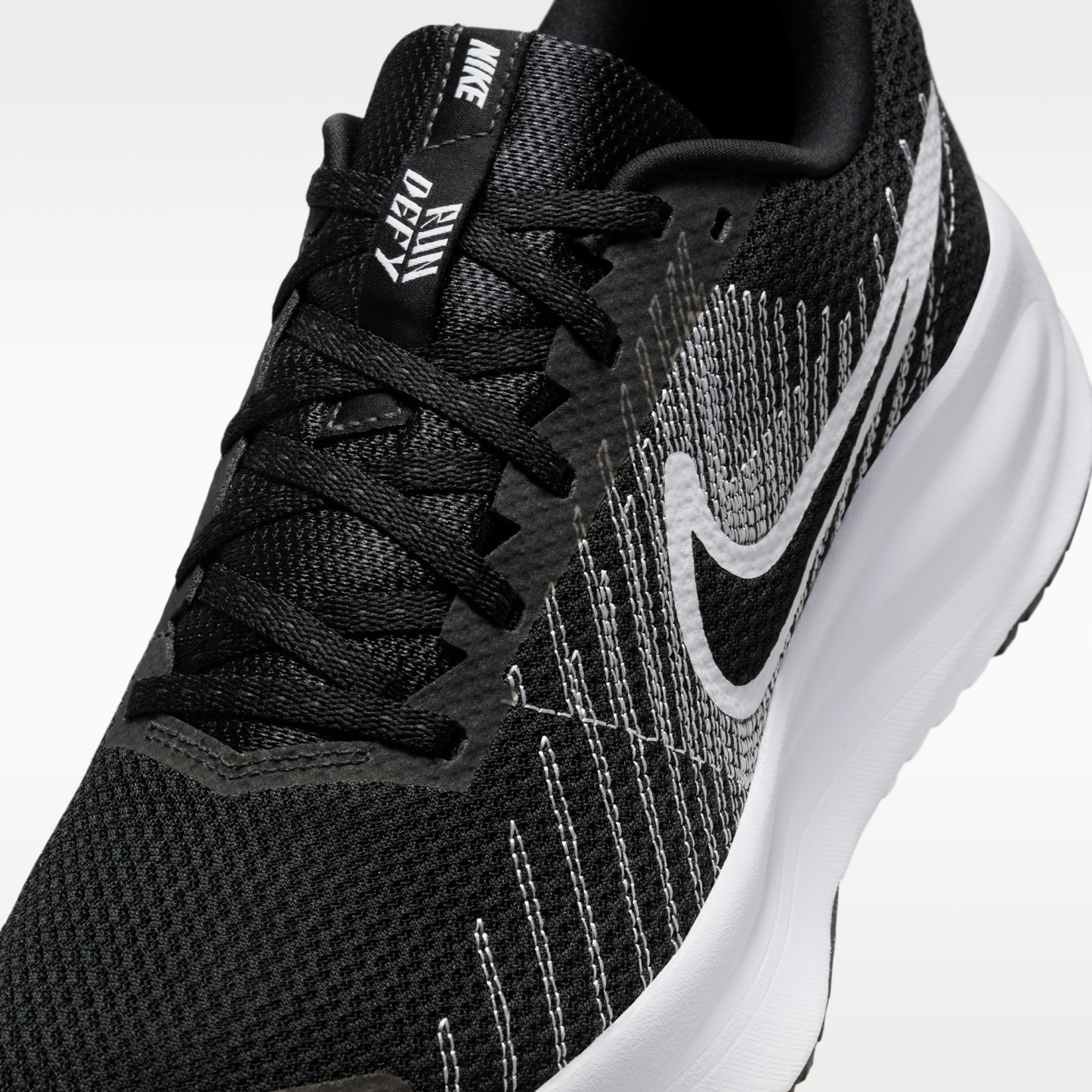 Nike Run Defy - Μαύρο/Λευκό - 7