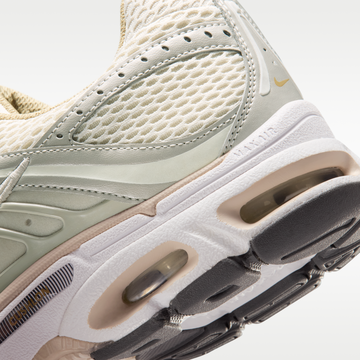 Nike Air Max Moto 2K - Light Orewood Brown/Phantom/Sanddrift/Summit White - 8