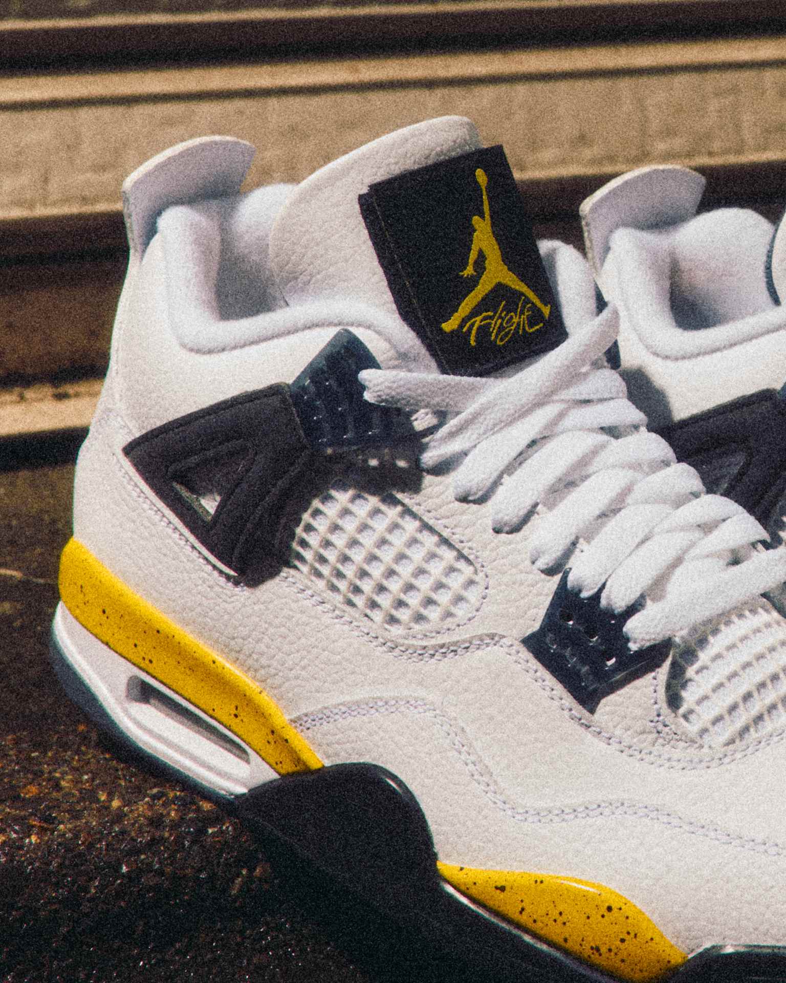 Air Jordan 4 Retro "Tour Yellow" - Λευκό/Dark Blue Grey/Μαύρο/Tour Yellow - 14