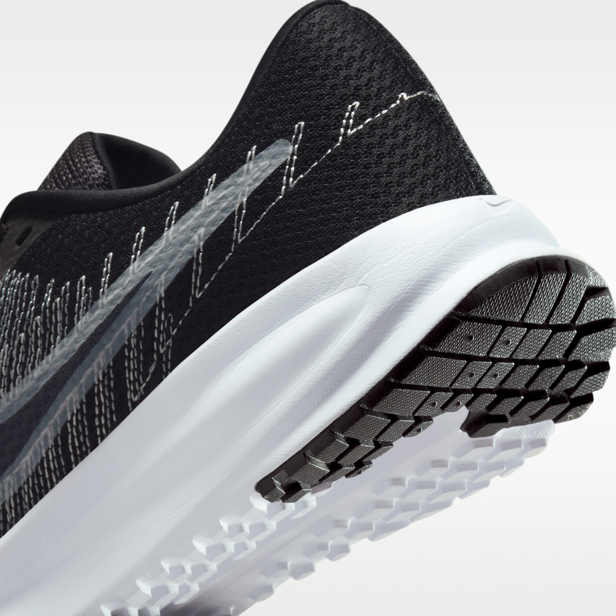 Nike Run Defy - Μαύρο/Wolf Grey/Λευκό - 8