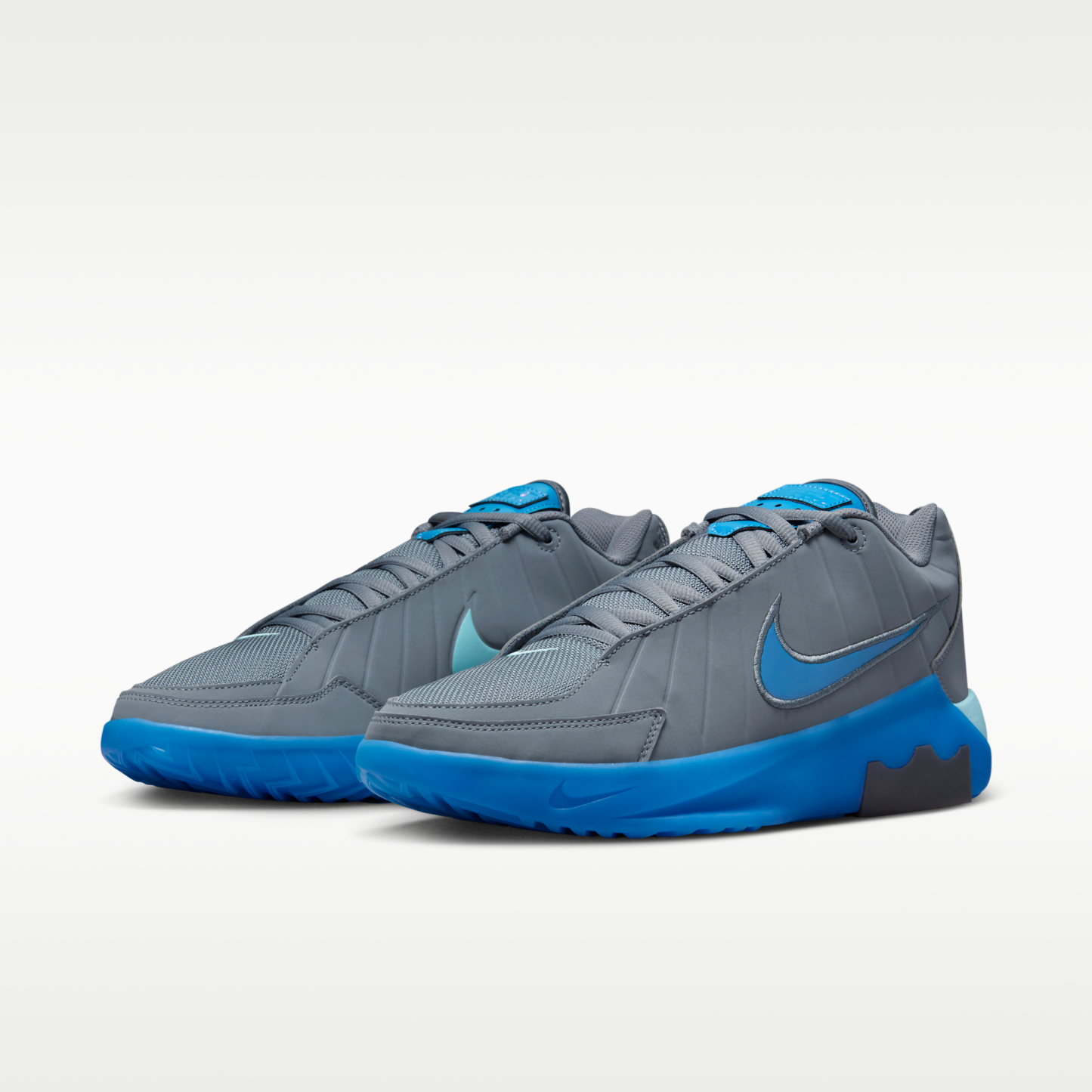 LeBron Witness 9 - Cool Grey/Glacier Ice/Glacier Ice/Aurora Blue - 5