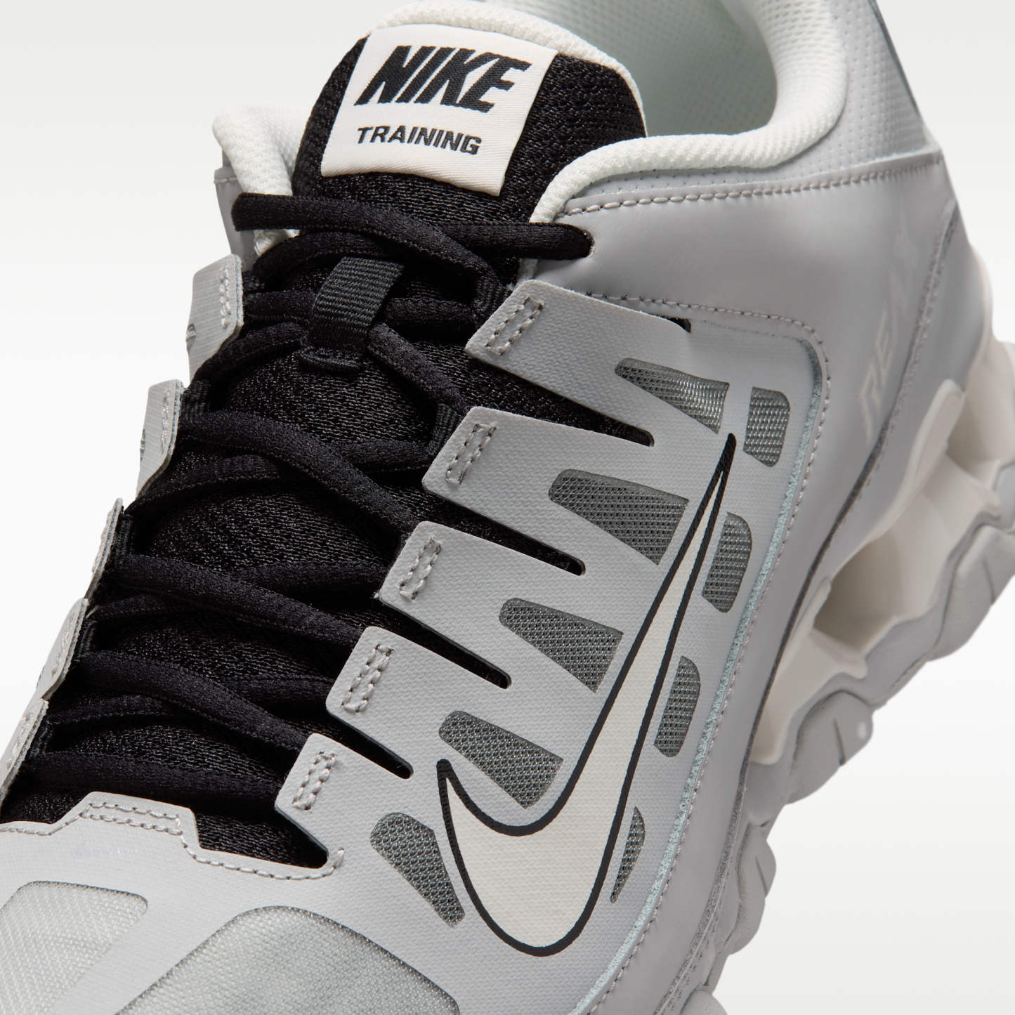 Nike Reax 8 TR - Grey Fog/Μαύρο/Sail - 7