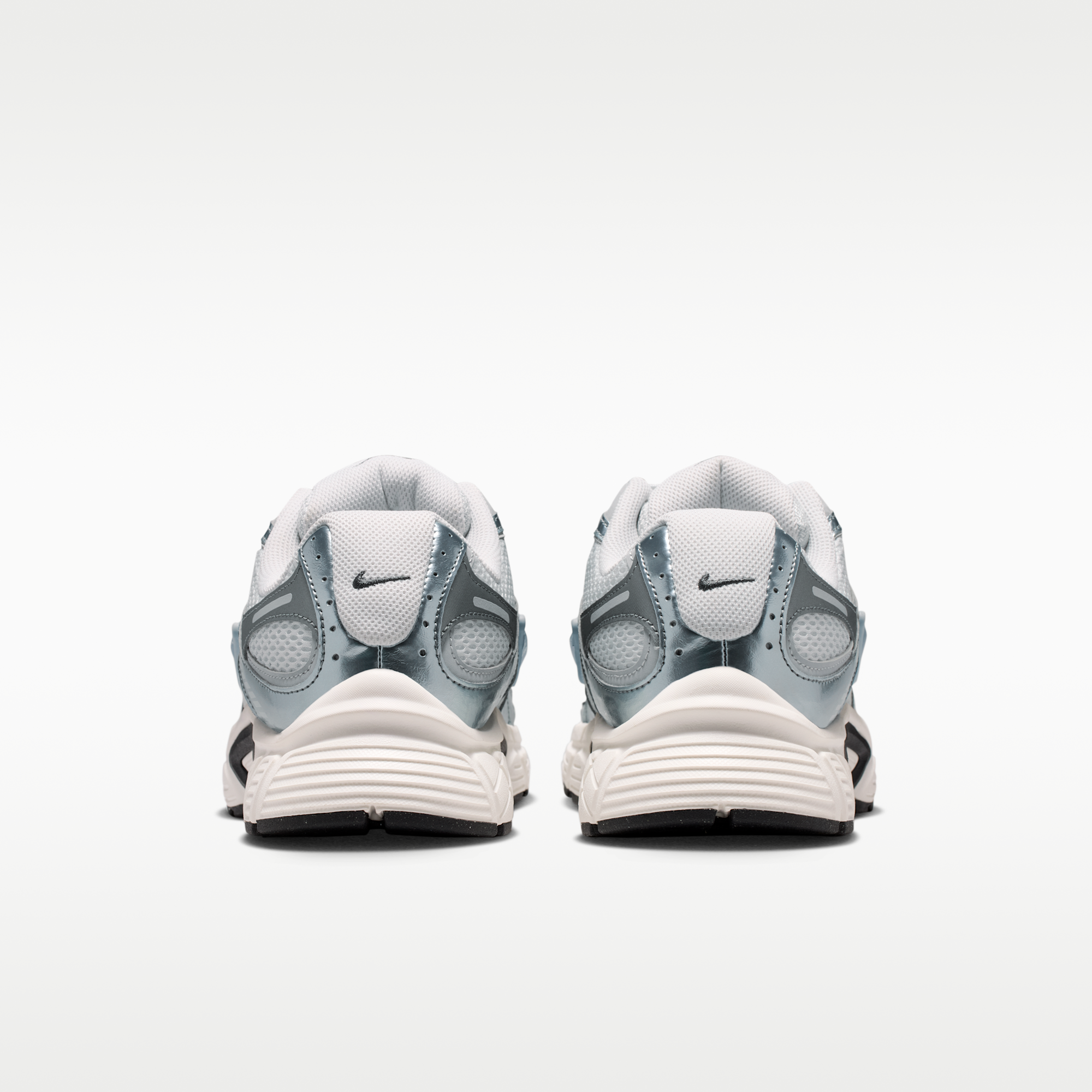 Nike V5 RNR - Photon Dust/Smoke Grey/Light Smoke Grey/Dark Smoke Grey - 6