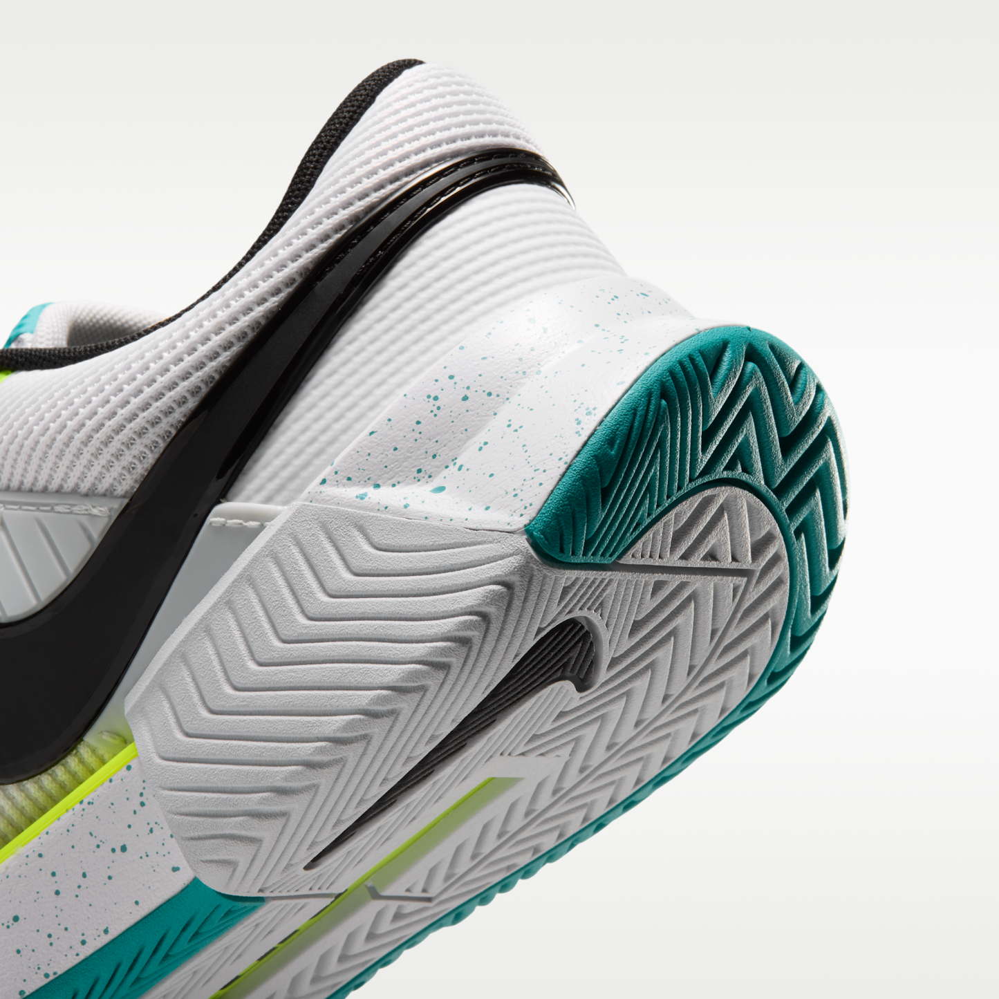 Nike GP Challenge 1.5 - Λευκό/Volt/Energy/Μαύρο - 8