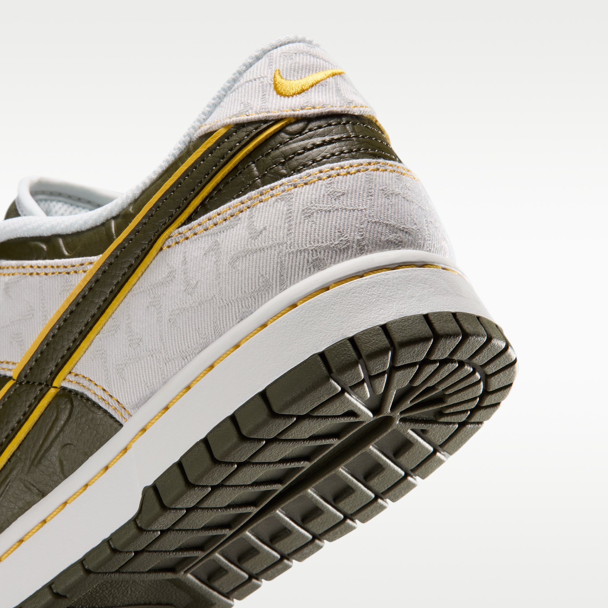 Nike Dunk Low Retro SE Leather/Suede - Summit White/Yellow Ochre/Cargo Khaki - 8