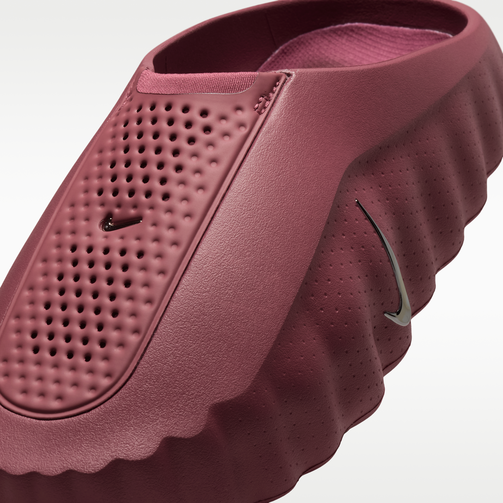 Nike Mind 001 - Pink Smoke/Mystic Dates/Light Magenta/Metallic Silver - 7