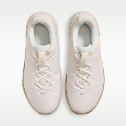 Nike MC Trainer 4 - Phantom/Gum Light Brown/Sanddrift/Wolf Grey - 4