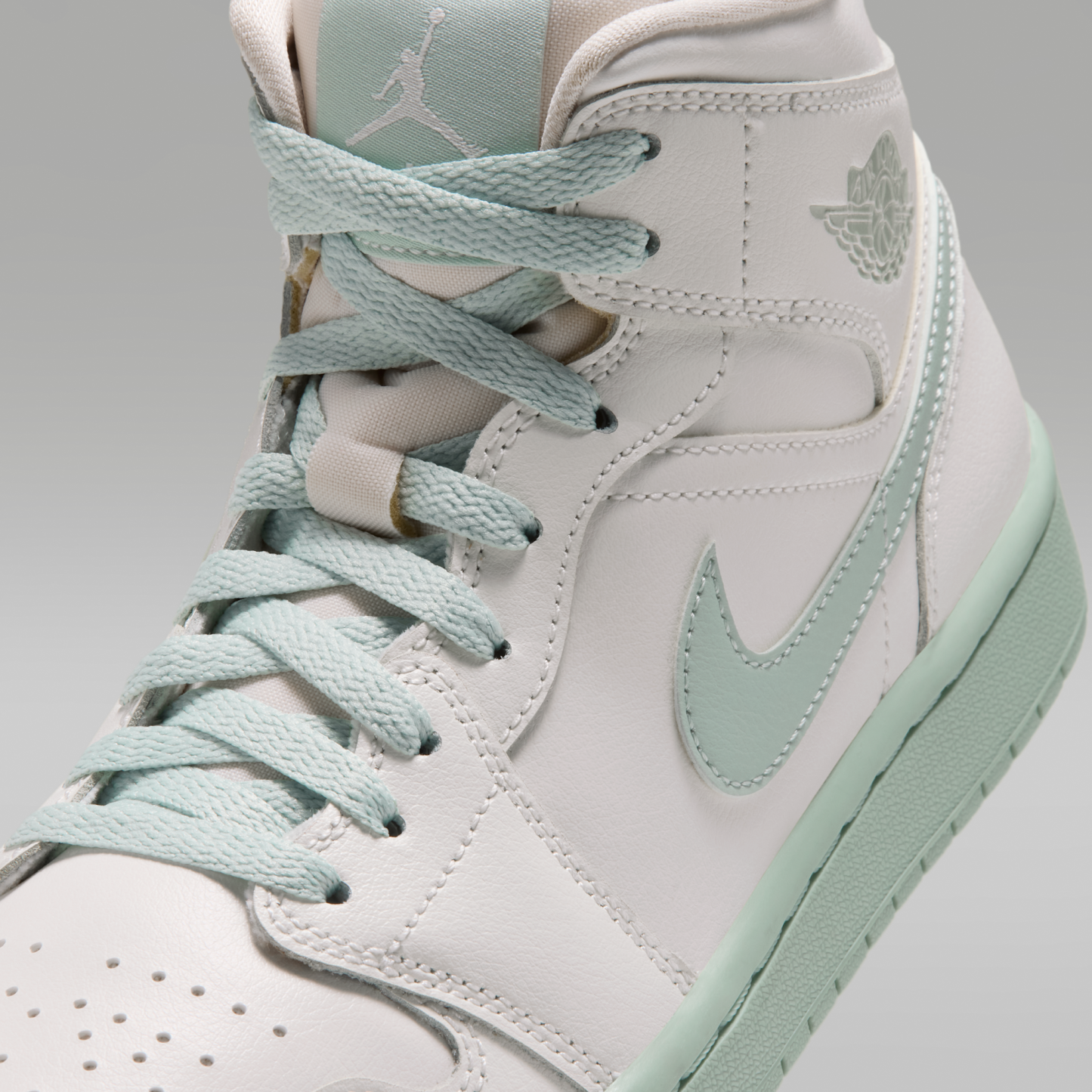 Air Jordan 1 Mid - Sail/Pistachio Frost - 7