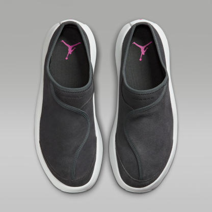Jordan Future - Anthracite/Off White/Fire Pink - 4