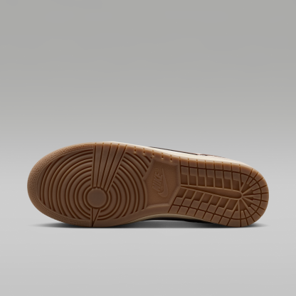 Air Jordan Skyline Low LE - Sail/Light Orewood Brown/Muslin/Fauna Brown - 2