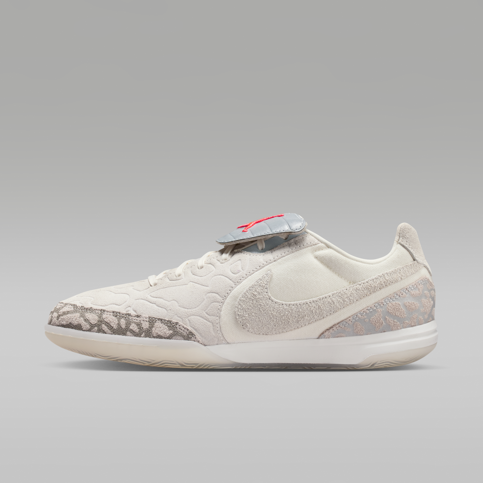 Jordan Tiempo Streetgato SE - Phantom/Infrared 23/Sail - 1