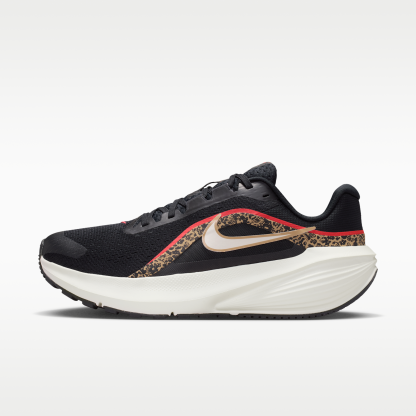 Nike Downshifter 14 - Μαύρο/British Khaki/Fusion Red/Sail - 1