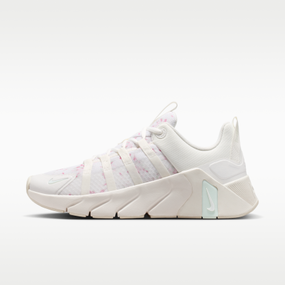 Nike Free Metcon 7 - Sail/Light Orewood Brown/Barely Green - 1