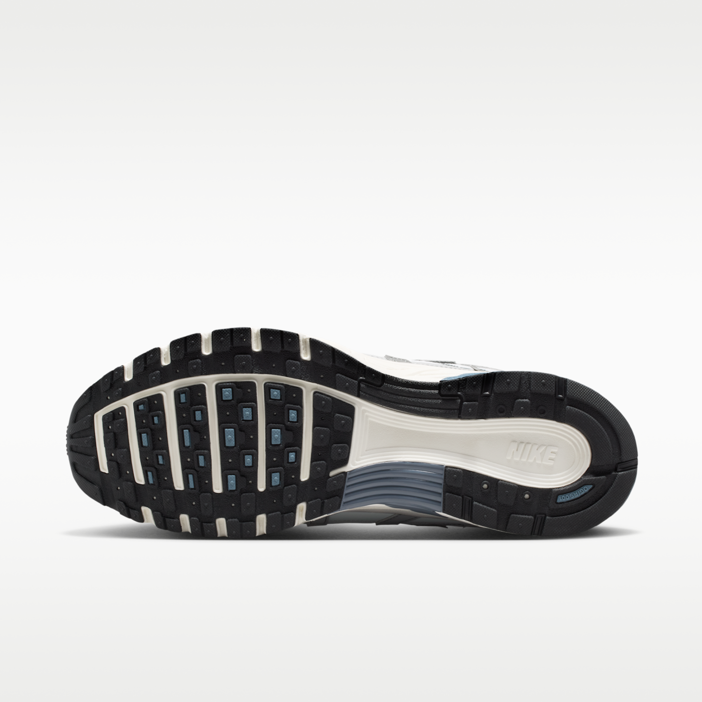 Nike P-6000 - Light Smoke Grey/Smoke Grey/Photon Dust/Blue Graphite - 2