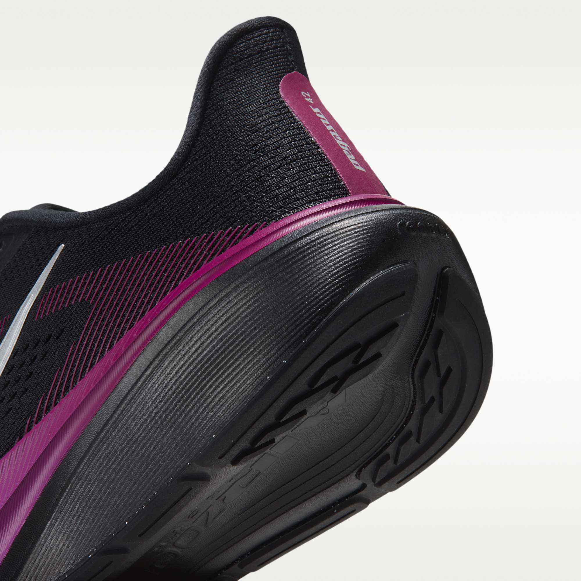 Nike Pegasus 42 - Μαύρο/Vivid Purple/True Berry/Metallic Silver - 8