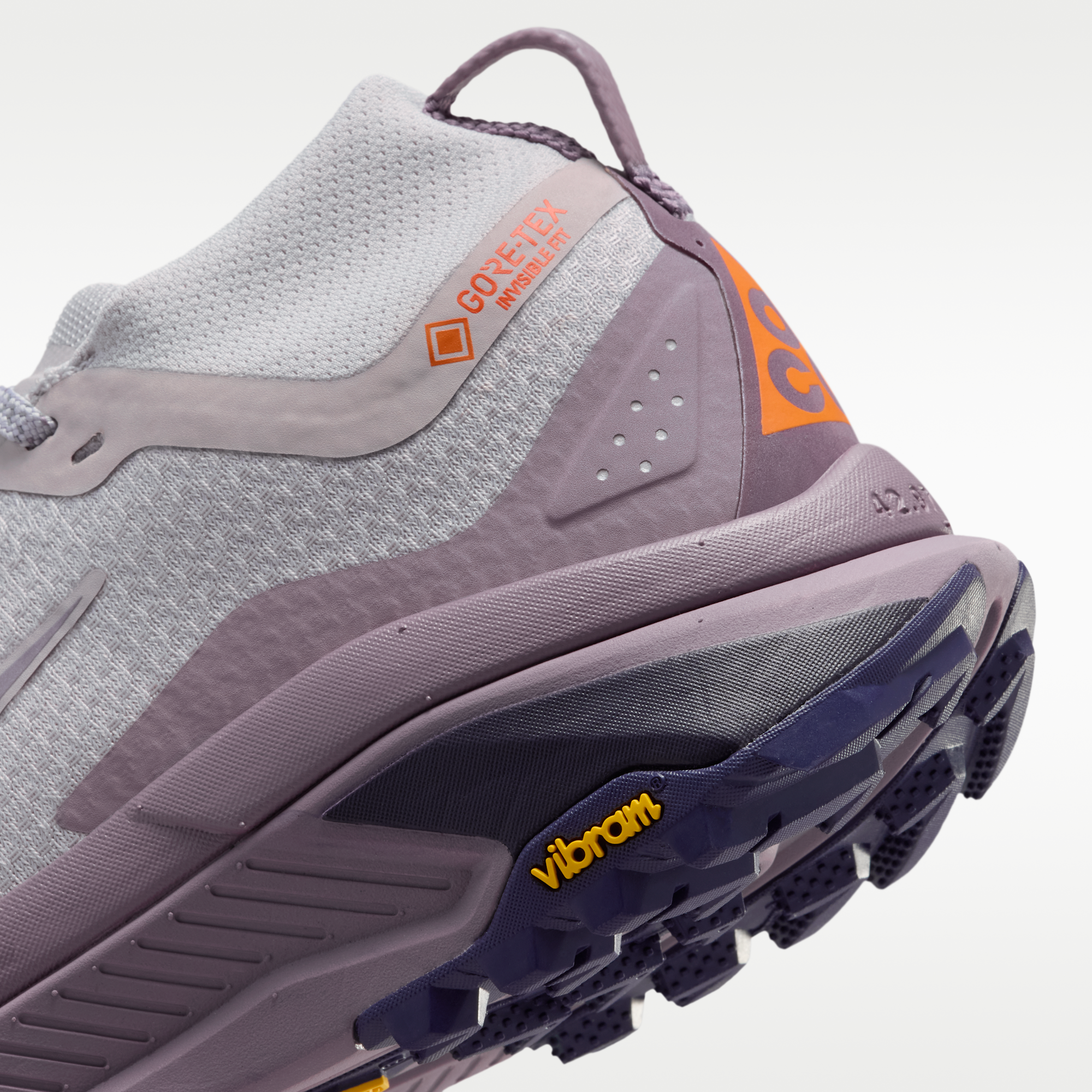 ACG Zegama Trail GORE-TEX - Silver Lilac/Purple Dynasty/Safety Orange/Violet Dust - 8