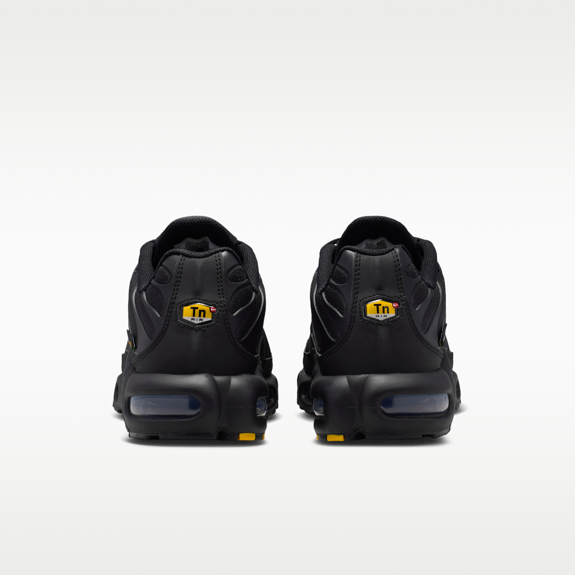 Nike Air Max Plus - Μαύρο/Μαύρο/Μαύρο - 6