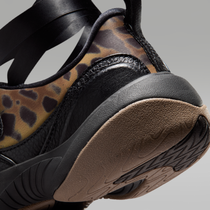 Jordan Pointe SE - Μαύρο/Gum Dark Brown/Velvet Brown/Cacao Wow - 8