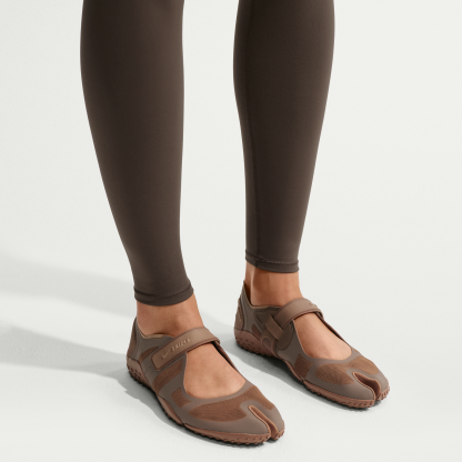 NikeSKIMS Rift Mesh - Archaeo Brown/Infinite Sable/Desert Dust/Archaeo Brown - 11