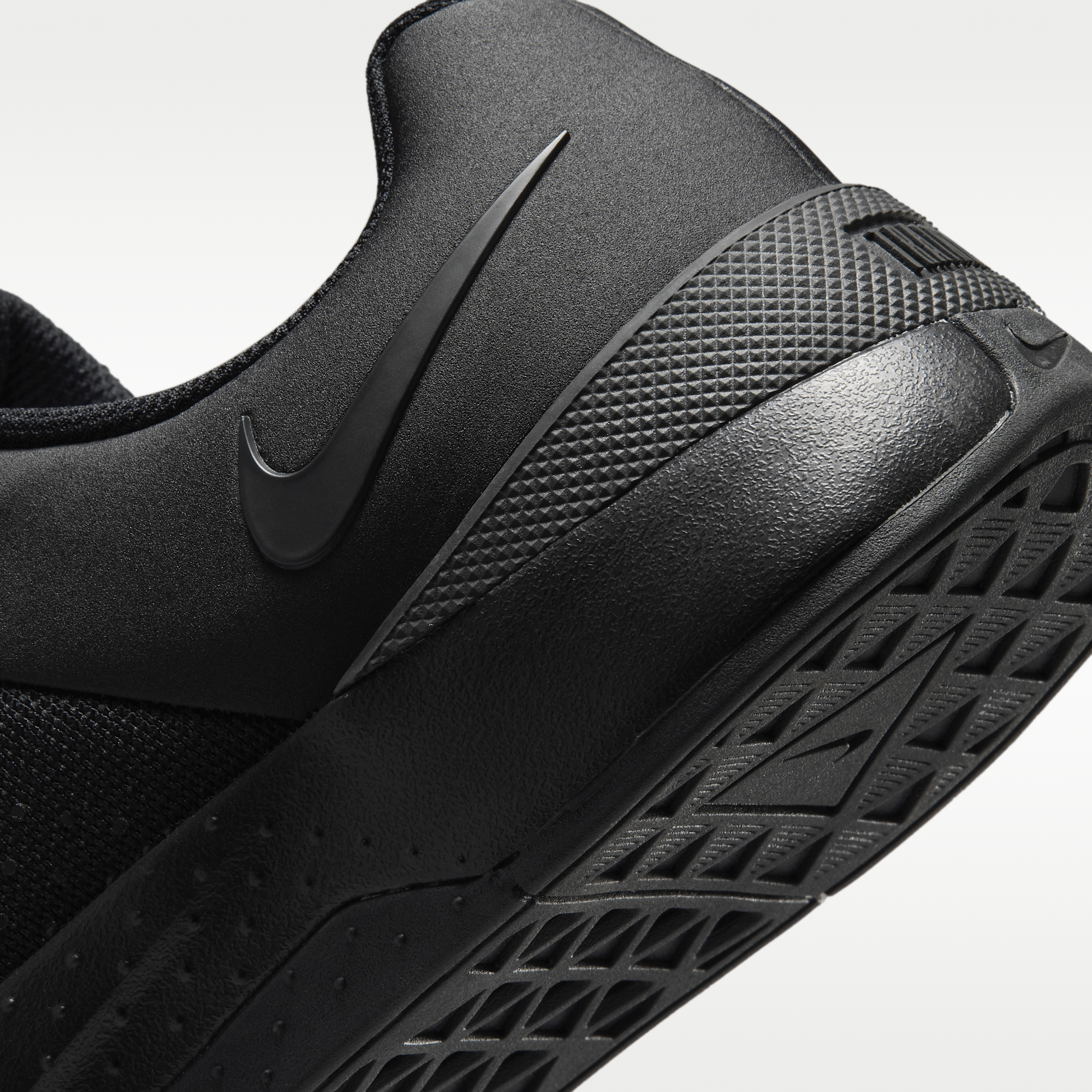 Nike MC Trainer 4 - Μαύρο/Dark Smoke Grey - 8