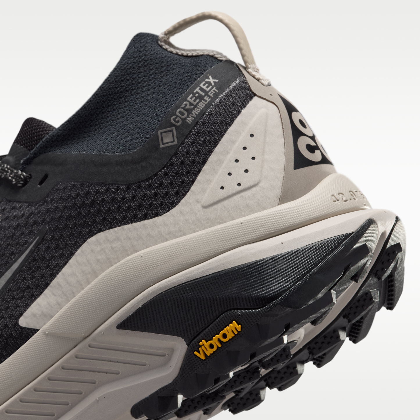 ACG Zegama Trail GORE-TEX - Μαύρο/Cream II/Cave Stone - 8
