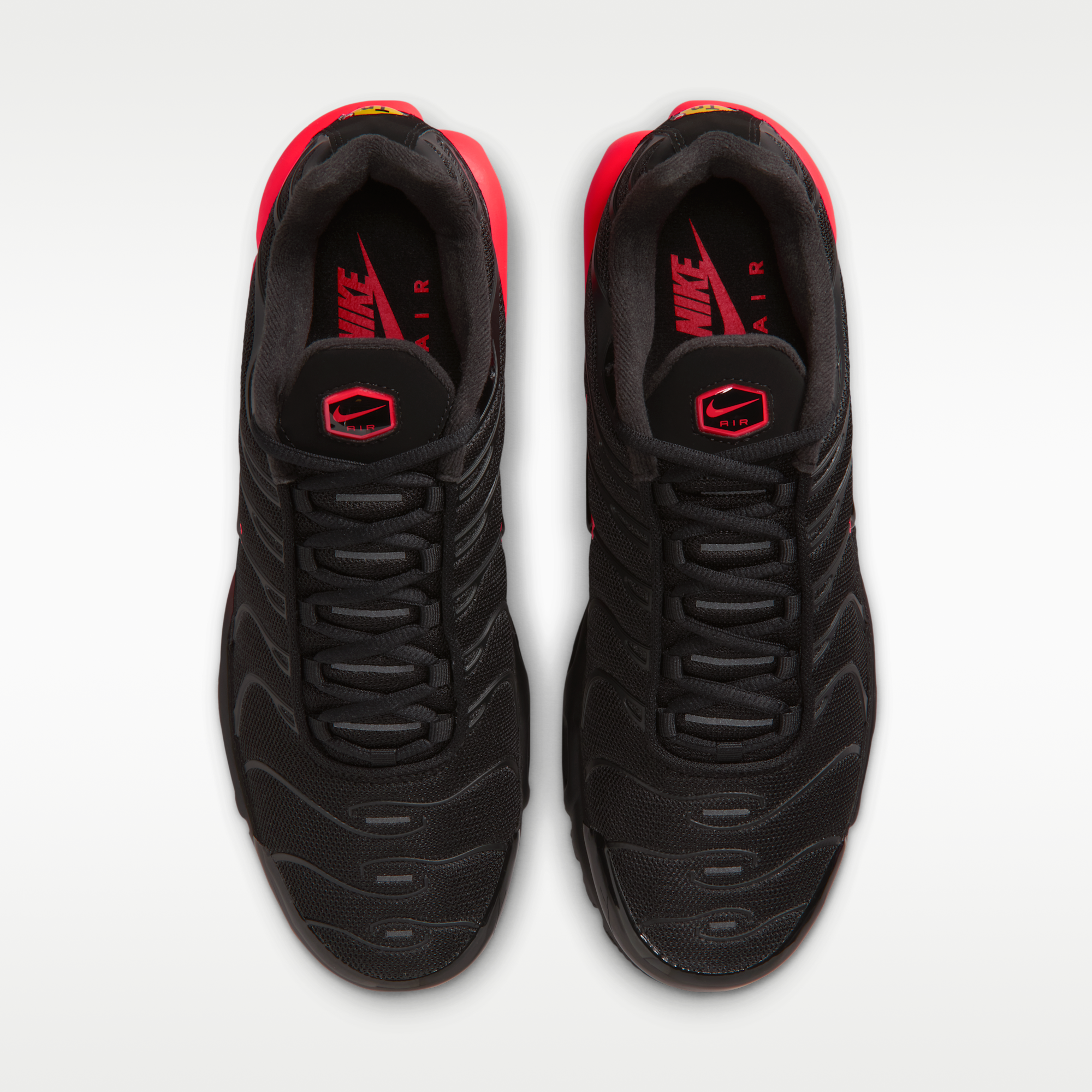 Nike Air Max Plus - Μαύρο/Bright Crimson/Μαύρο/Μαύρο - 4