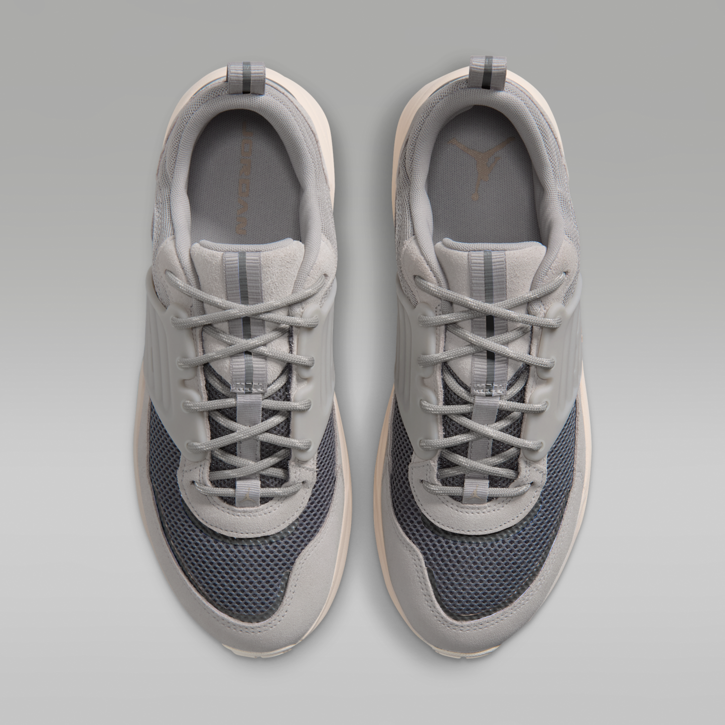 Jordan Trunner O/S - Light Iron Ore/Smoke Grey/Chalk/Legend Medium Brown - 4