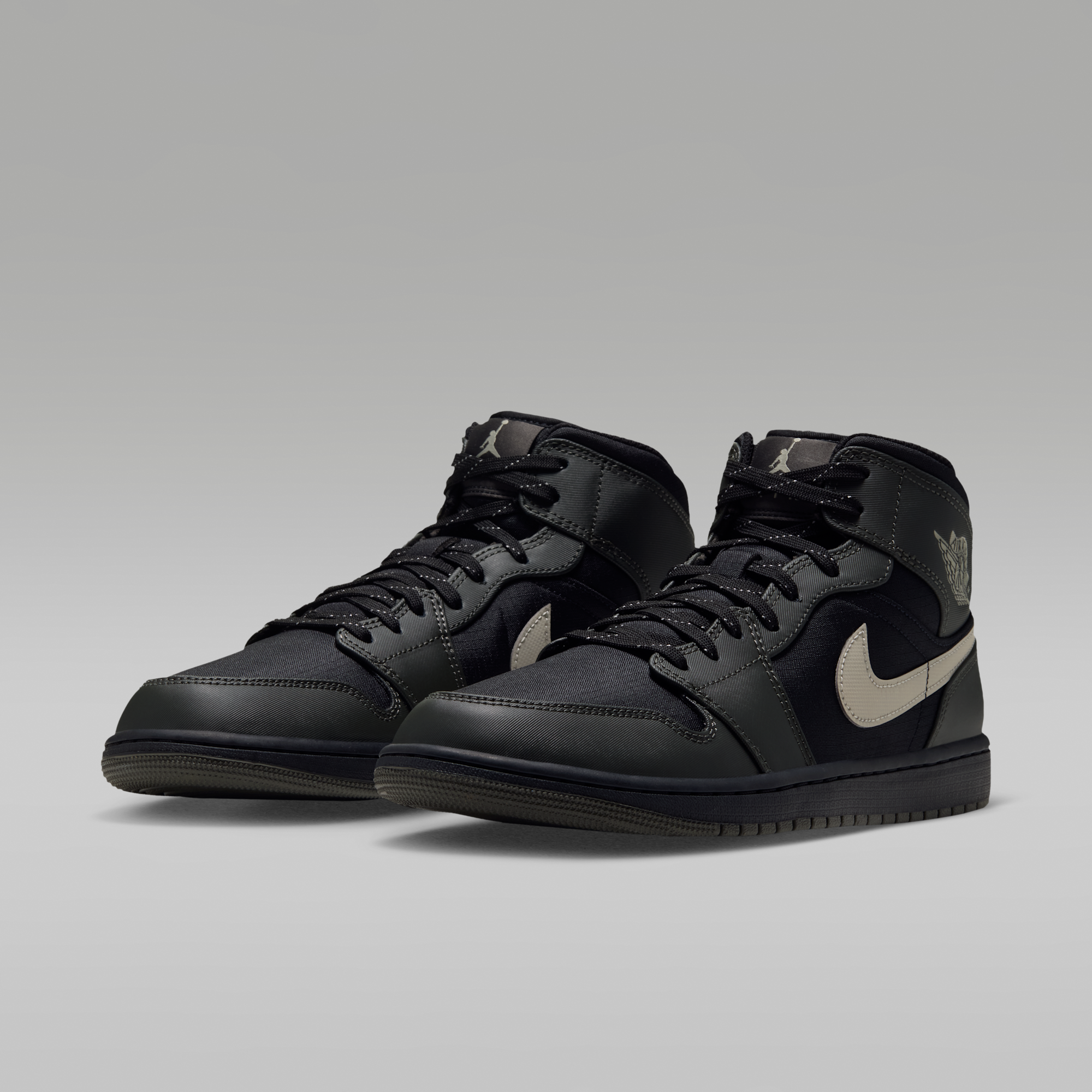 Air Jordan 1 Mid Utility - Μαύρο/Spruce Fog/Reflect Silver/Newsprint - 5
