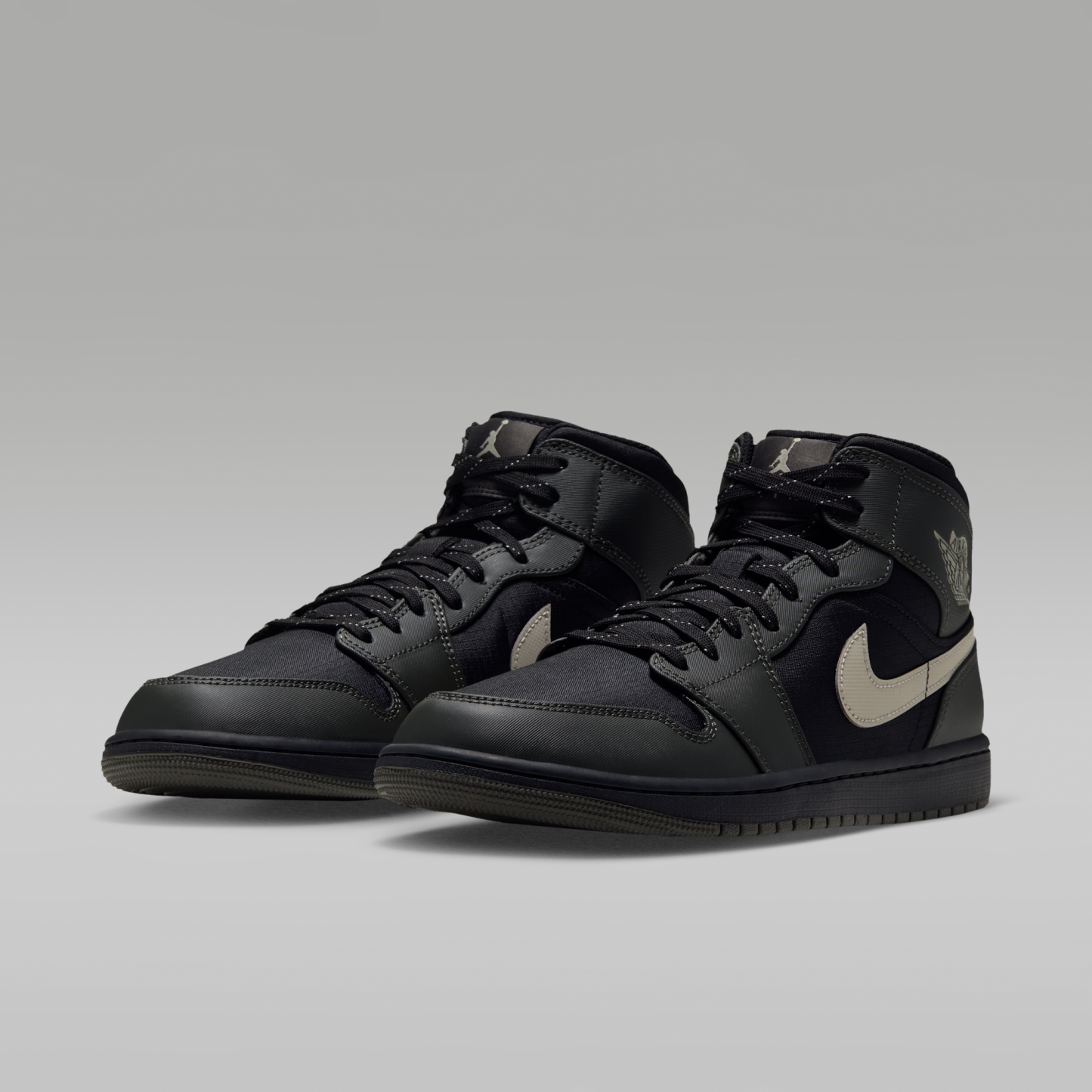 Air Jordan 1 Mid Utility - Μαύρο/Spruce Fog/Reflect Silver/Newsprint - 5