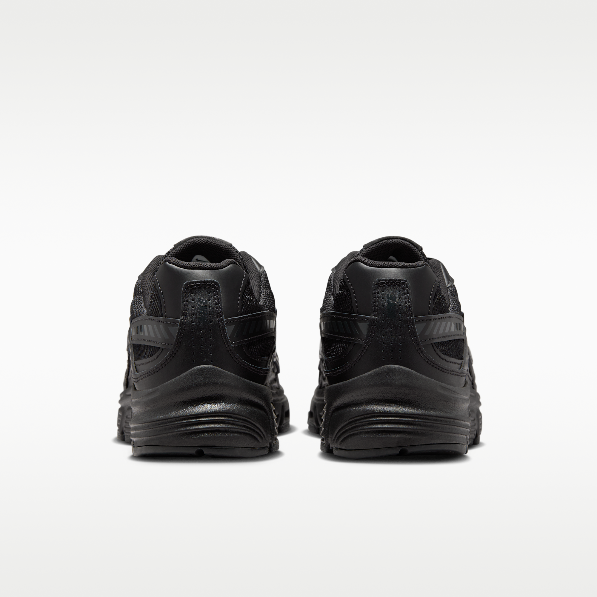 Nike Initiator - Μαύρο/Dark Smoke Grey - 6